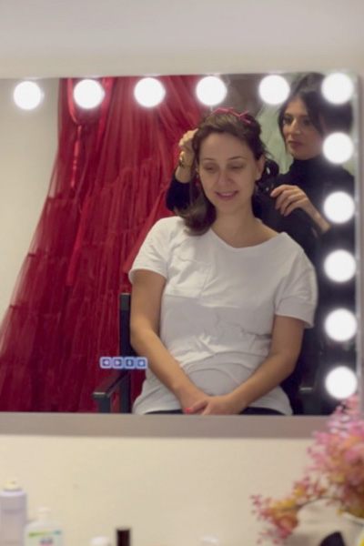 luxury-maternity-session-munchen-mit-hair-und-makeup